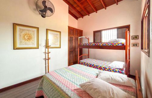 Casa com churrasqueira e piscina em Itanhaem - Foto 10