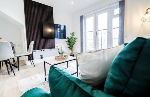 The Booker Retreat - Bright 1BR Top Floor Apt with Free Secure Underground Parking - Foto 28