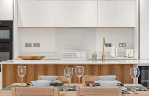 3 Bed House near Purley, by ARP Homes, Free Parking, Ideal for Long Stays & Insurance Bookings - Foto 15