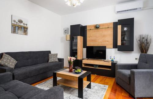 Spacious Apartment in Markoci - Foto 2