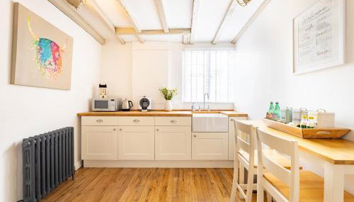 The Art Studio - Photo 3