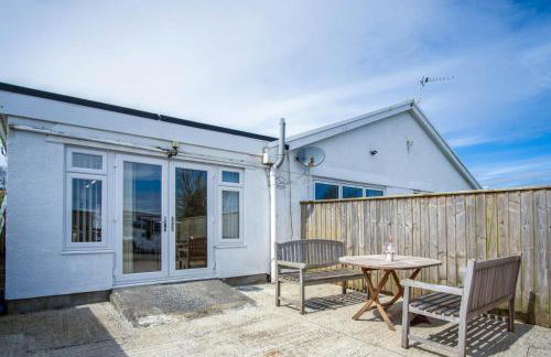 Ridgeway Hideaway - 1 Bedroom Holiday Home - Manorbier - Foto 1