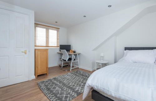 Stylish 3-Bed House in Brentford near Richmond - Foto 13