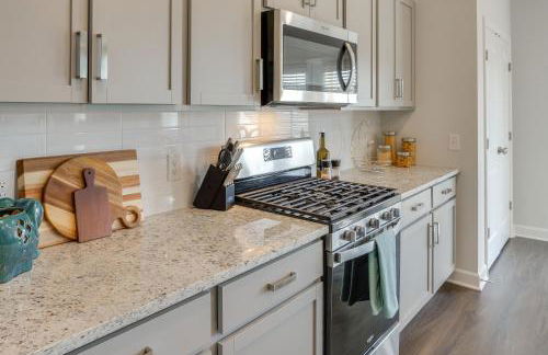 Work, Explore and More Lebanon Family Home! - Foto 9