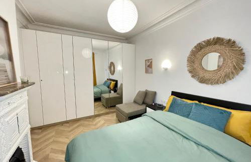 PARIS-ALESIA Super appartement 2 pièces de 39m2 - très cosy pour 1 - 5 personnes totalement refait à NEUF -ENTIRE APARTMENT LUXURIOUS AND WARM -PARIS ALESIA 14ème - Proche Aéroport Paris-Orly - Parc des Expositions Porte de Versailles FREE WIFI GRATUIT - Foto 5