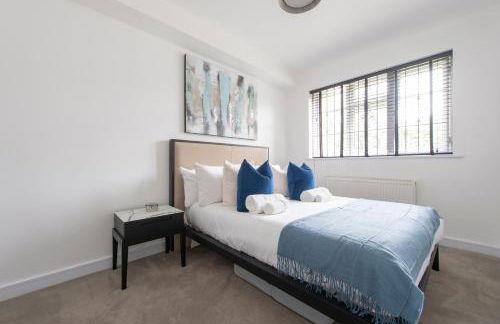 Modern 2BR Flat with 3 Beds Urban Getaway - Cherry - Foto 13