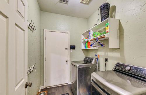 Shop, Play and Explore Family Home in Allen - Foto 28