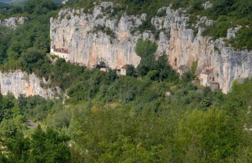 Charmante petite maison entre ville et campagne avec piscine - Foto 17