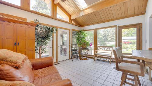 3 Mi to Garden of the Gods Quiet Home with Hot Tub! - Foto 4