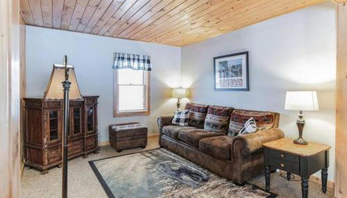 4 BDRM - Hot Tub - Fire Pit - Foto 4