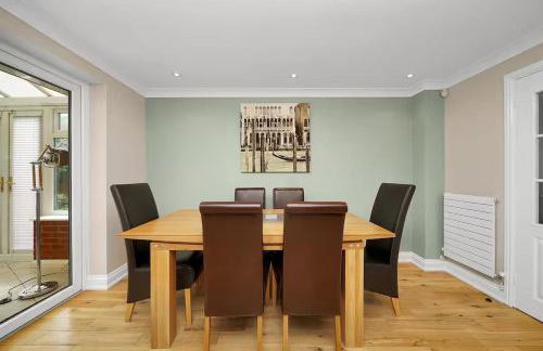 Spacious home in private estate - Foto 11