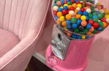 Pinksburgh pet-friendly by Strip, stadium, skyline - Foto 36