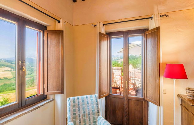 Gorgeous Apartment With Pool Near Sibillini Mountains - Photo 35