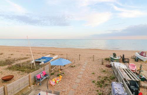 Bucket and Spades- Right on the Beach - Foto 44