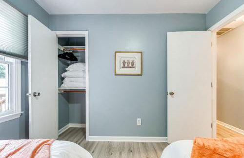 Home with Pet-Friendly Yard, 1 Mi to Dtwn Raleigh! - Foto 18