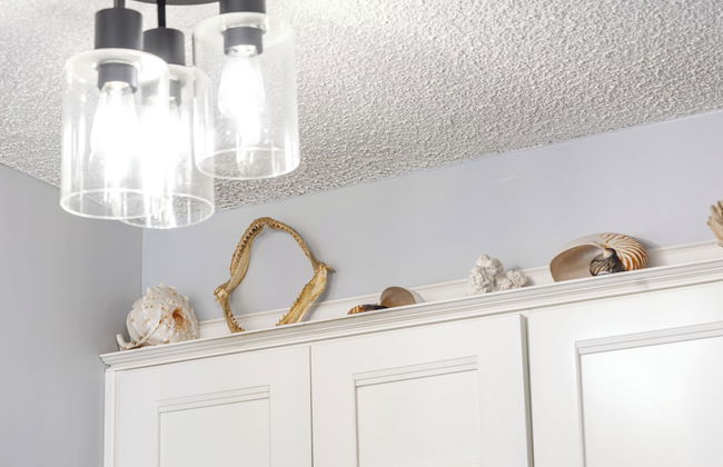 Partial Ocean View Condo with 2 Beds and Parking - Foto 24