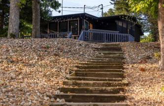 Funky Little Lakehouse - private dock and sunset view - Foto 21