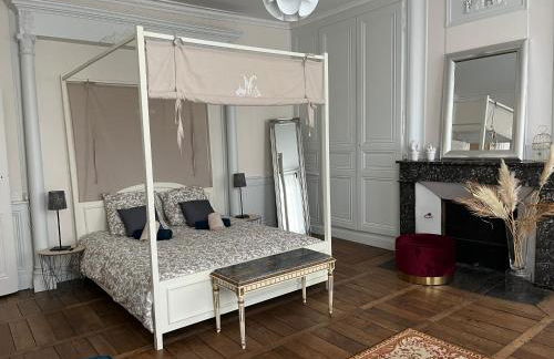 La Villa Louana 1 Appartement 160m2 sobriété,élégance en cœur de ville - Foto 14