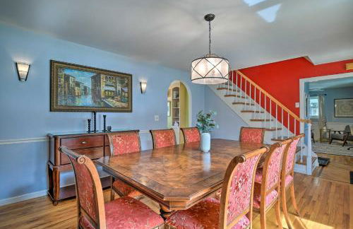 Decked-Out Home Hot Tub, Pool, Fire Pit and More! - Foto 8