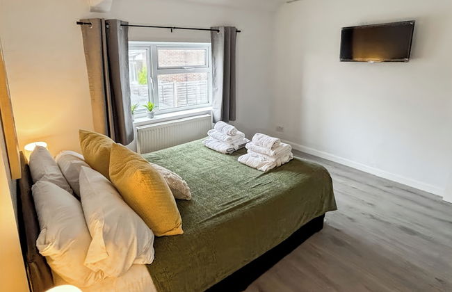 Relaxing Getaway With Hot Tub & Sauna Sleeps 6 - Foto 17