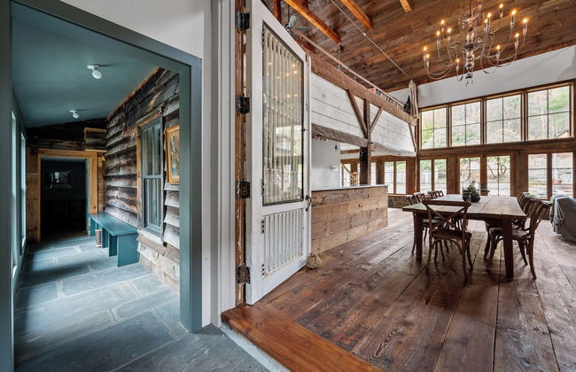 Renovated Grand Woodstock Barn - Foto 34