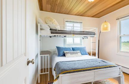 Swan Lake Cottage by Avantstay Views + Firepit - Foto 36