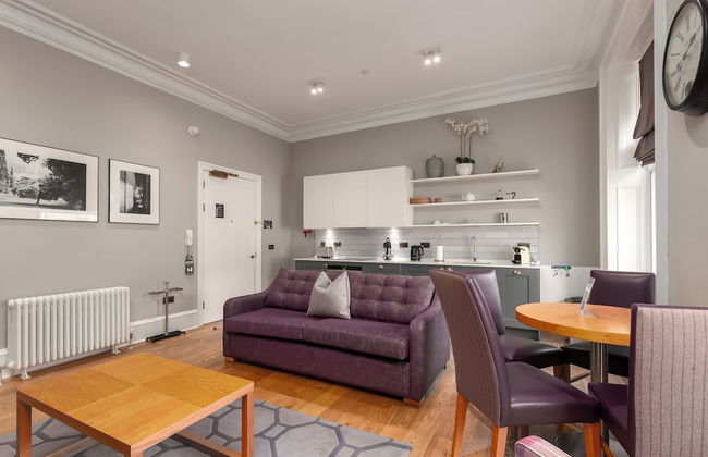 Destiny Scotland - Distillers House - Foto 61