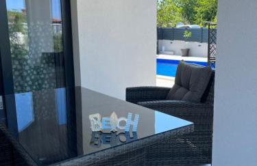 HelaMoni, New 5 Star 2 Person apartments with pool - Foto 20