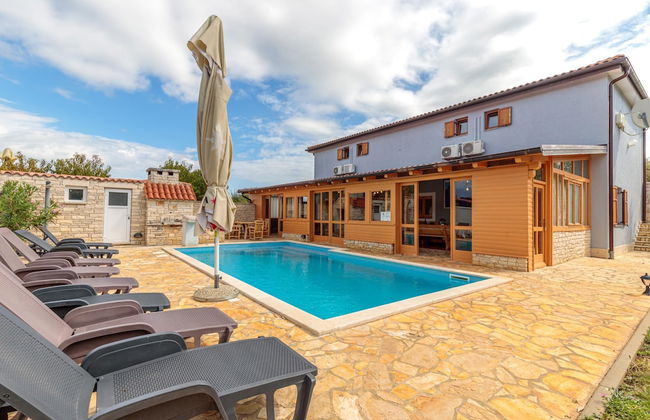 Pool & Fun House Betiga 1 With gym - Foto 1