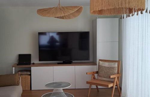 Magnifique T2 - Les pieds dans l'eau piscine/plage - Foto 4