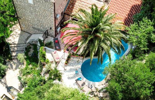 Sunny Villa, With Pool, BBQ, View, Parking - Foto 9