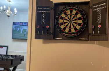 Charming Entire 3 Bedrooms House with AC and Wifi - Foto 12