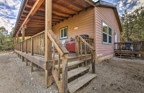 20 Mi to Taos Ski Valley Secluded Mtn-View Cabin! - Foto 25