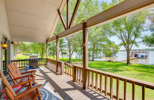 Views and Private Dock Lakefront Eustace House! - Foto 29