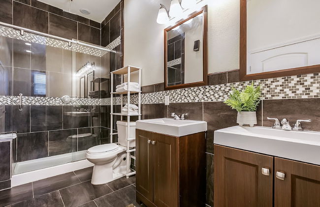 Carondelet Street Modern Suites - Foto 34