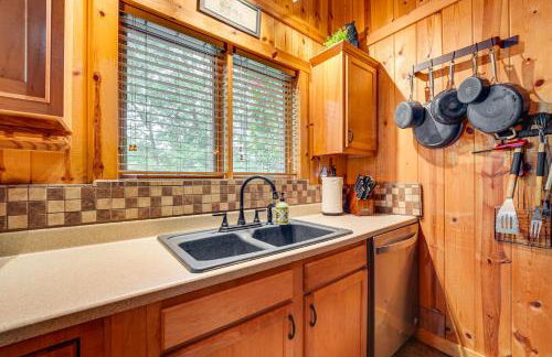 Relax Fireside! Hot Tub Haven on Table Rock Lake - Foto 12