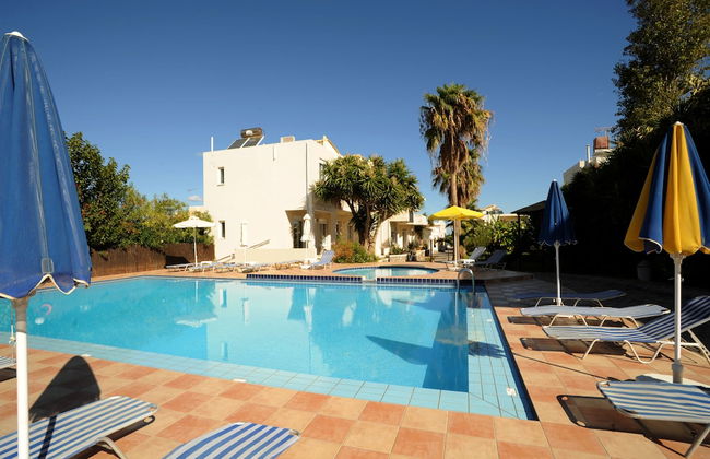 Evilion Hotel - Foto 1