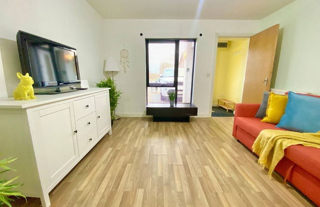 5-bed Townhouse Salford Deep Cleaned - Foto 27