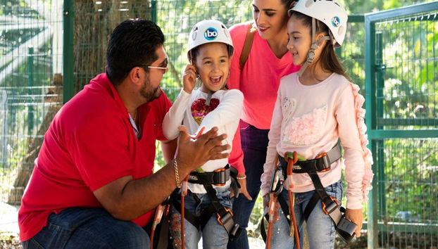 Actividades en la zona infantil del Parque Ecoturístico Cola de Caballo con traslados opcionales - Foto 4