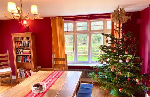 Large House On Farm With Own Heated Pool, As Seen On BBC TV - Photo 31