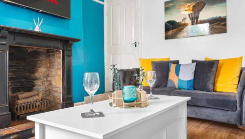 HILLTOP PLACE SUITES 5 beds for CONTRACTORS and FAMILIES near MEADOWHALL with FREE PRIVATE PARKING - Foto 3