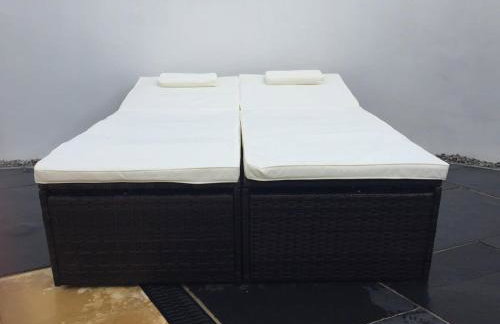 Relax in style at my stunning Holywell Beach home - Foto 20