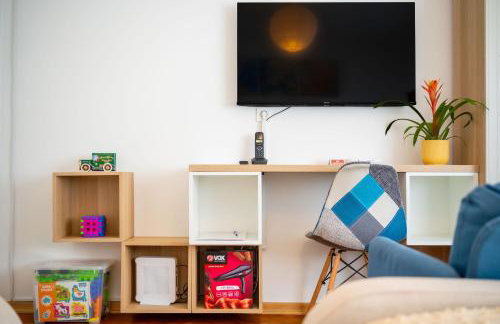 Family Friendly Apartment With Parking - Happy Rentals - Foto 36