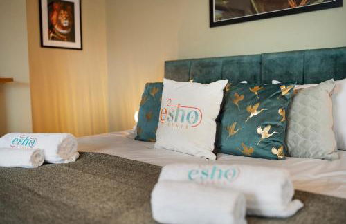 4 bedroom home with Garden, Game room, Parking- Esho Stays - Foto 29