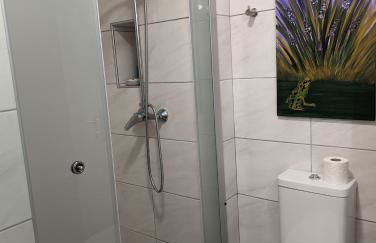 Waterfront 1 Bedroom suite 3 adults PDL - Photo 11