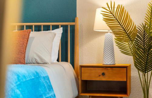 7 beds Nerf Wall Arcade 4 min Walk 2 Beach! - Foto 29