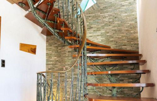 Exklusive Landvilla mit Pool, Sauna und Garten - Foto 6