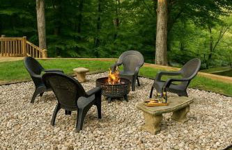 Waterfront Retreat with Spectacular Interior, Jacuzzi and Game Room in NC - Foto 49