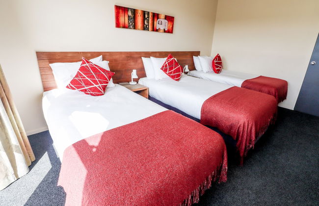 Coleraine Suites & Apartments - Photo 10