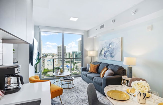 Modern High-Rise Condo with Pool/Gym, in Central DT MIAMI! - Photo 72